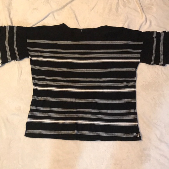 Black and white Calvin Klein bell sleeve sweater - Picture 4 of 5